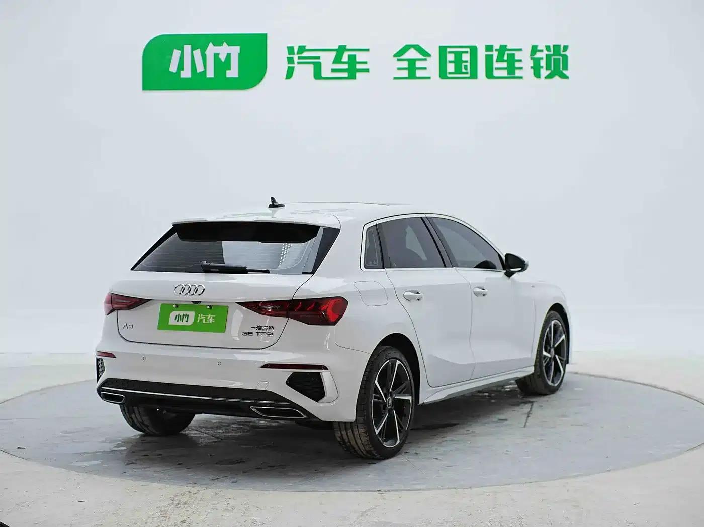 Audi A3 2023 Sportback 35 TFSI Fashion Sport — миниатюра 4