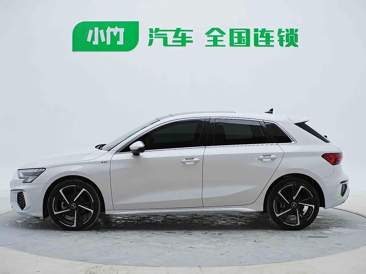 Audi A3 2023 Sportback 35 TFSI Fashion Sport — миниатюра 5