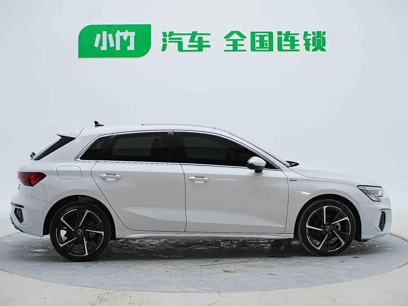Audi A3 2023 Sportback 35 TFSI Fashion Sport — миниатюра 6
