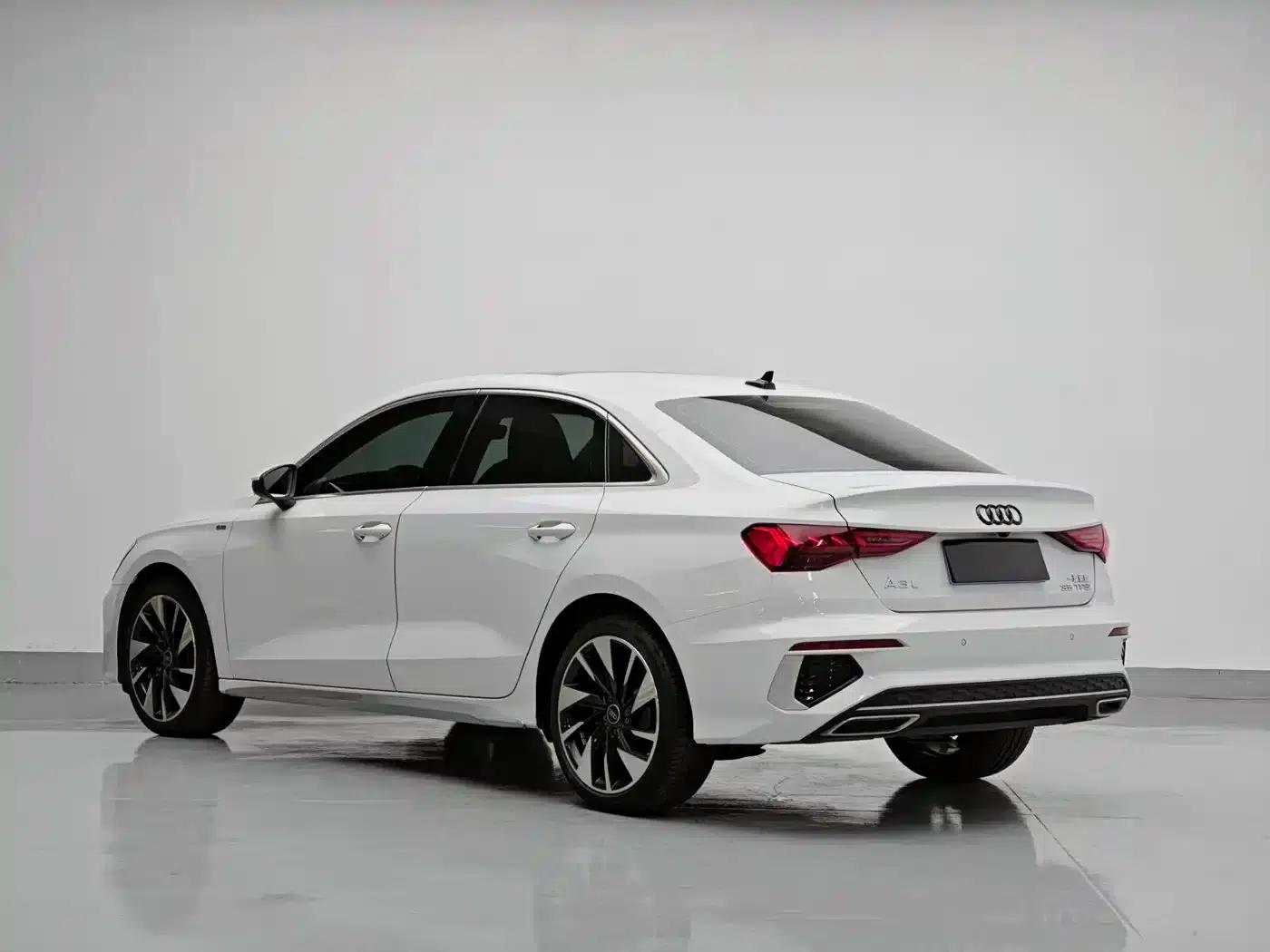2023 Audi A3 A3L Limousine 35 TFSI Fashion Sport — миниатюра 4