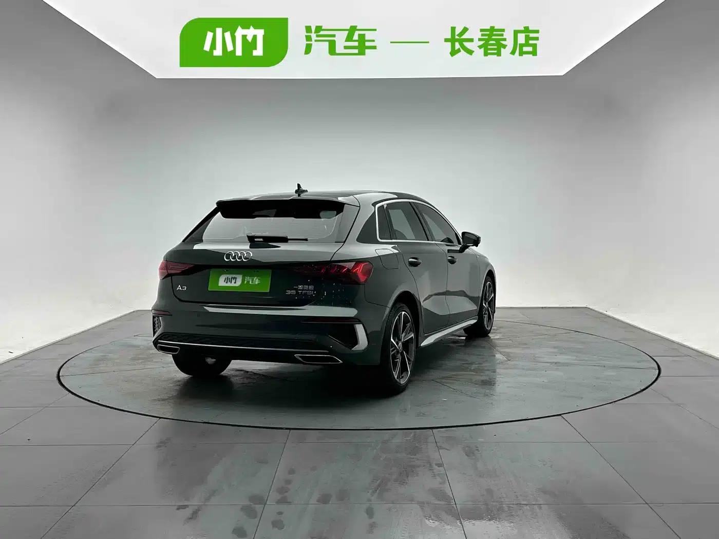 Audi A3 2023 Facelift Sportback 35 TFSI Fashion Sporty Model — миниатюра 6