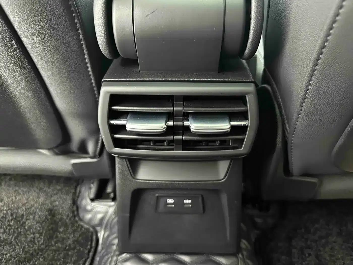 Audi A3 2023 Facelift A3L Limousine 35 TFSI Sporty Edition — миниатюра 13