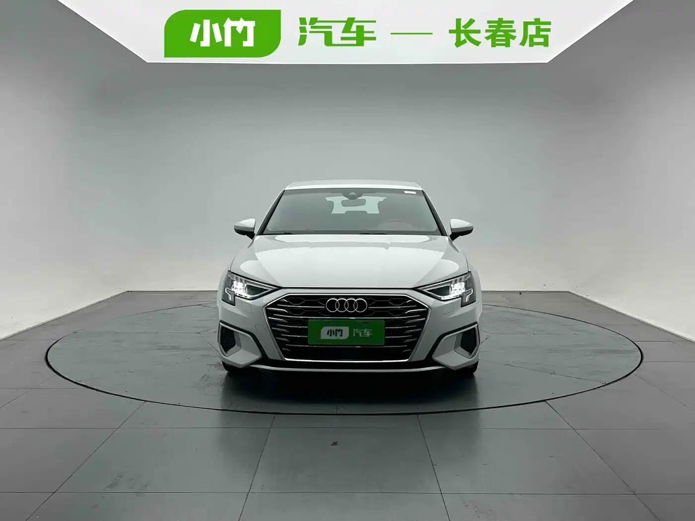 Audi A3 2022 Sportback 35 TFSI Progressive Elegance — миниатюра 2