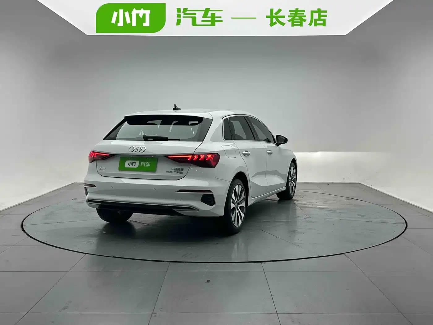 Audi A3 2022 Sportback 35 TFSI Progressive Elegance — миниатюра 6