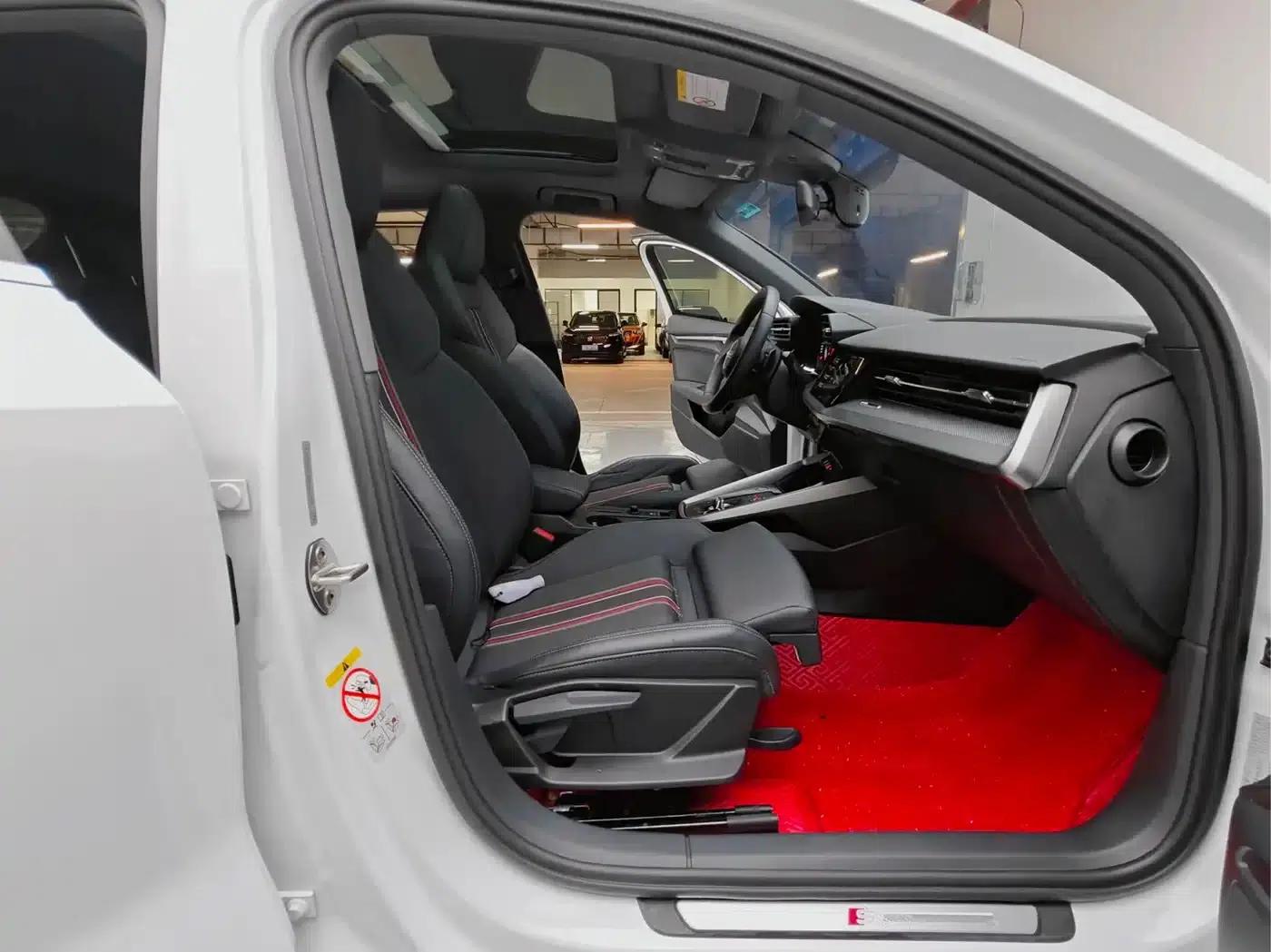 Audi A3 2022 Sportback 35 TFSI Fashion Sport — миниатюра 12