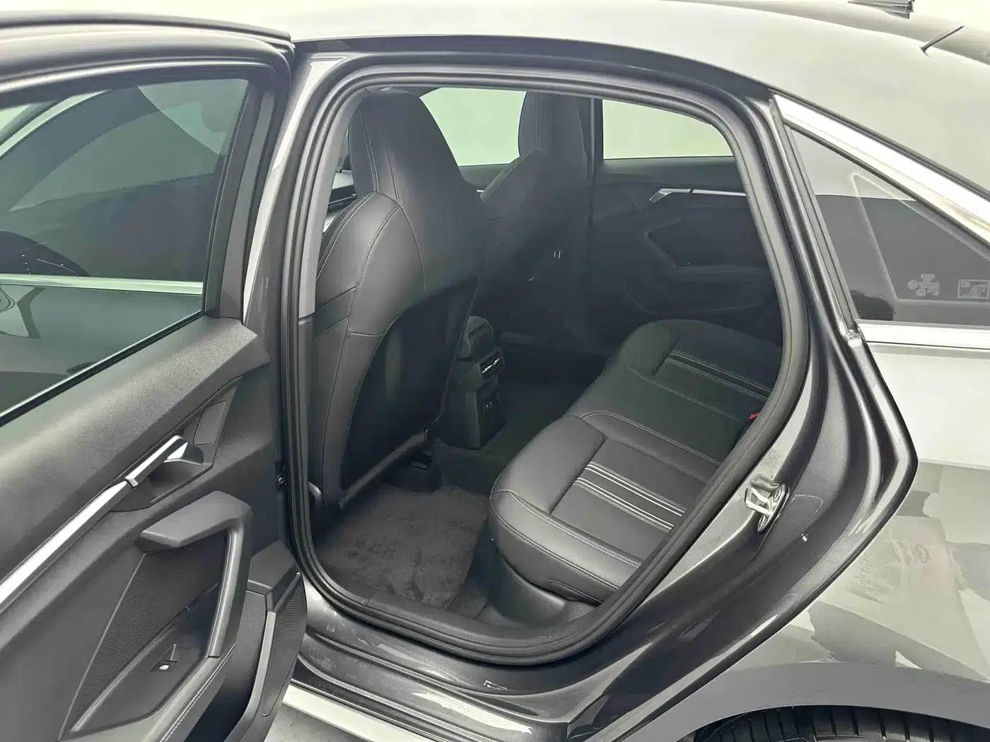 Audi A3 2023 Facelift A3L Limousine 35 TFSI Sporty Edition — миниатюра 12