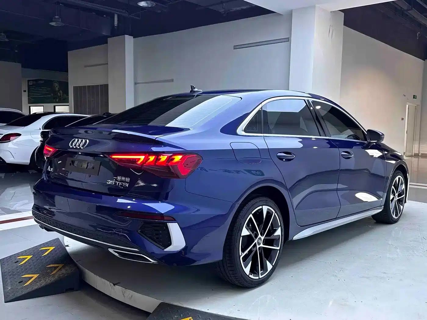 2022 Audi A3 A3L Limousine 35 TFSI Fashion Sport — миниатюра 6