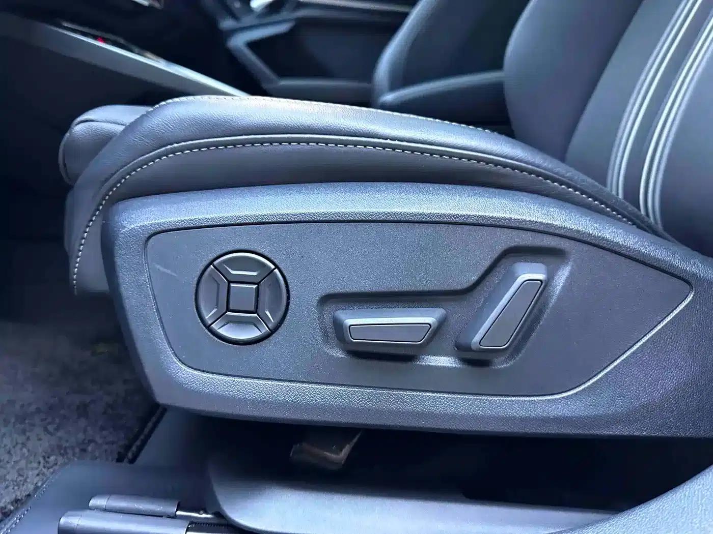 Audi A3 2023 Facelift A3L Limousine 35 TFSI Sporty Edition — миниатюра 15