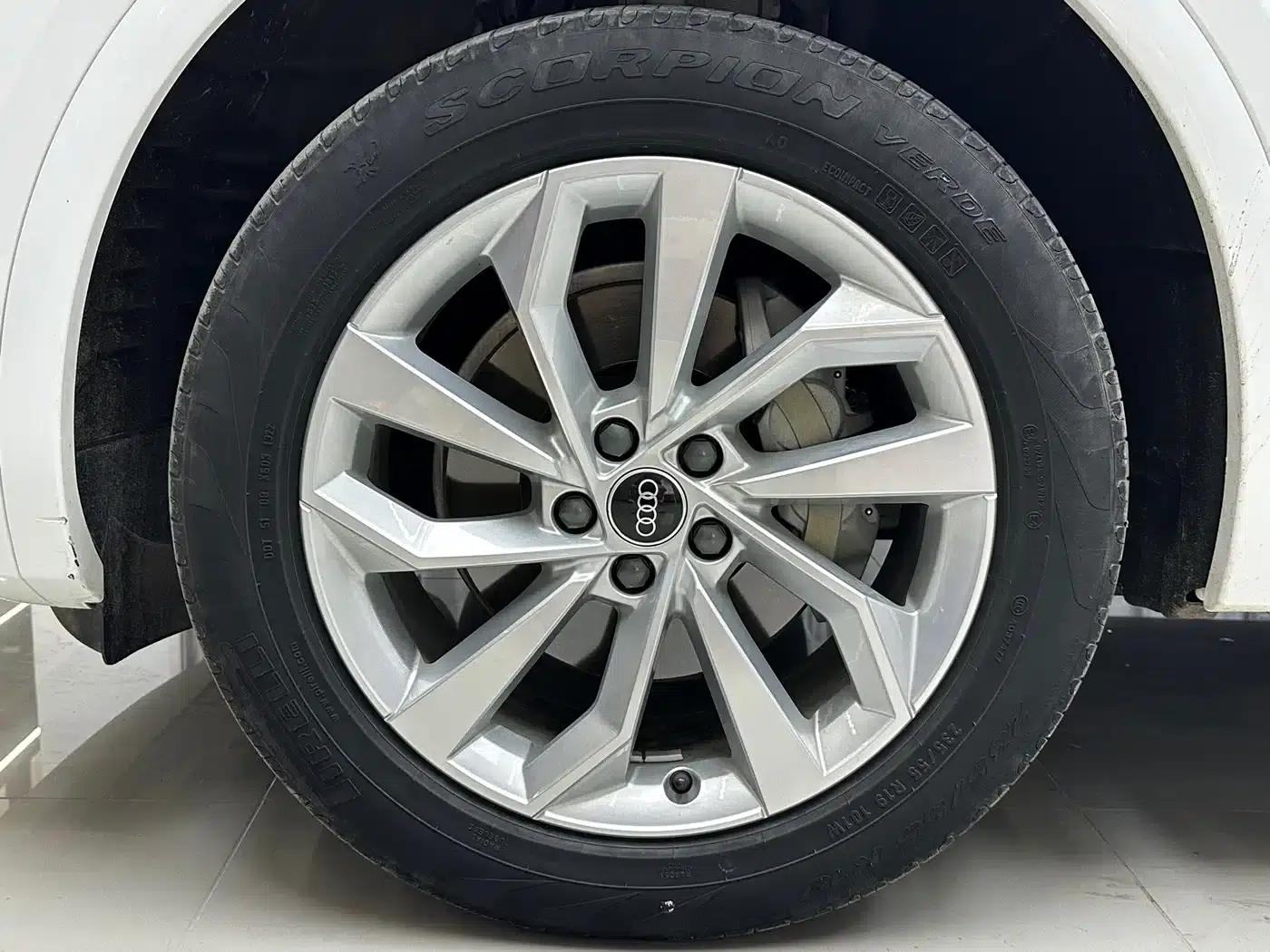 Audi Q5L 2022 40T Luxury Dynamic — миниатюра 11