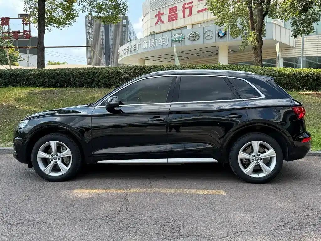 Audi Q5L 2018 40 TFSI Luxury Fashion Edition (National V Emission Standard) — миниатюра 3