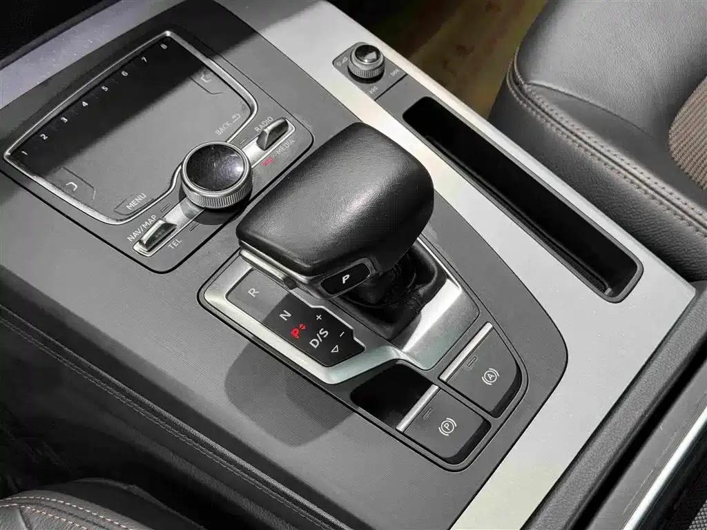 Audi Q5L 2018 40 TFSI Luxury Fashion Edition (National V Emission Standard) — миниатюра 10