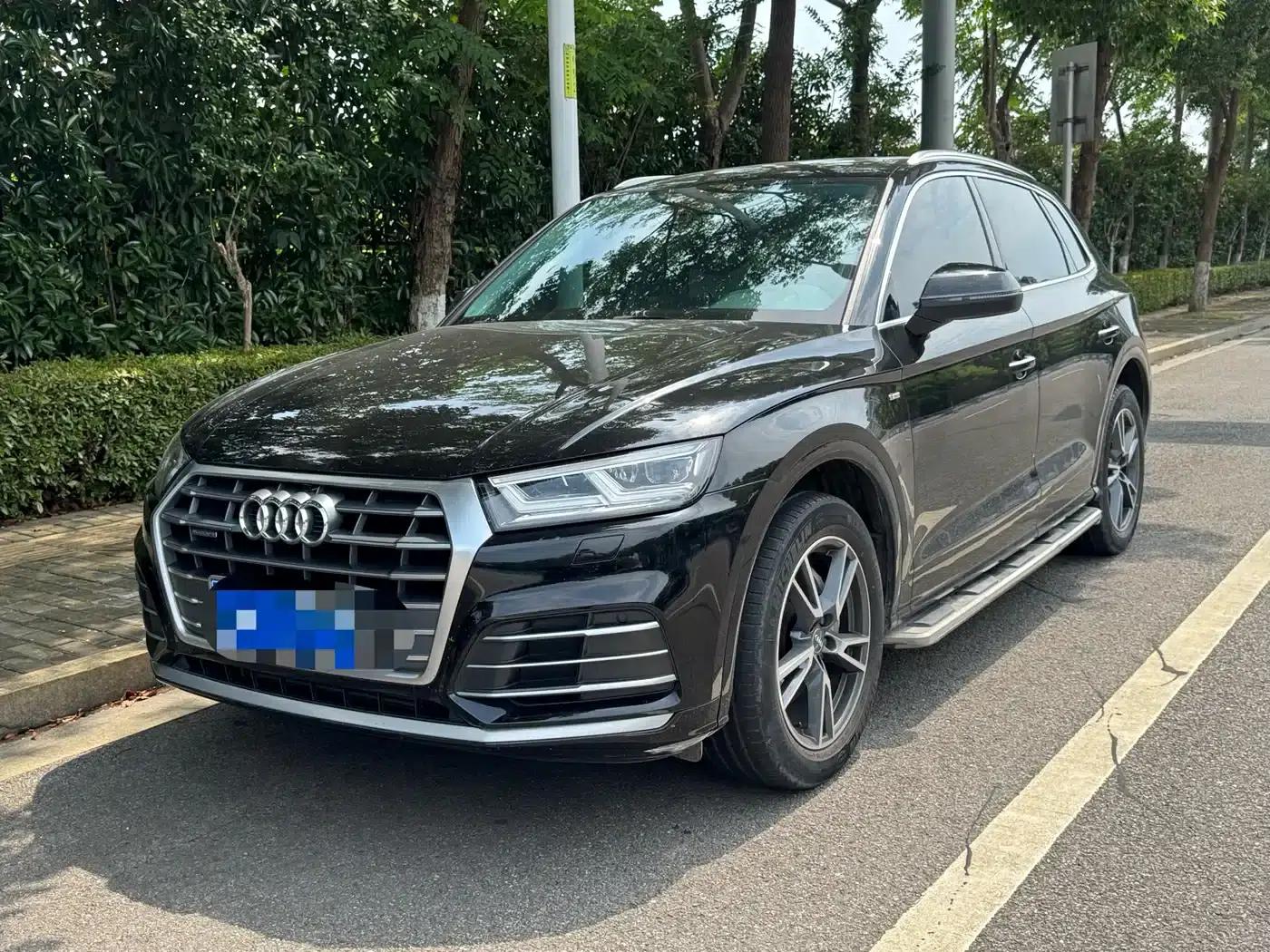 Audi Q5L 2020 40 TFSI Luxury Fashion Edition — миниатюра 1