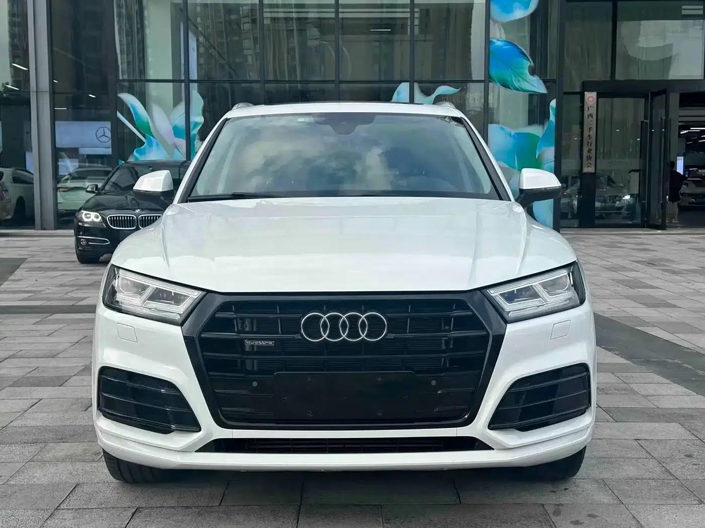Audi Q5L 2018 40 TFSI Luxury Fashion Edition (National V Emission Standard) — миниатюра 2