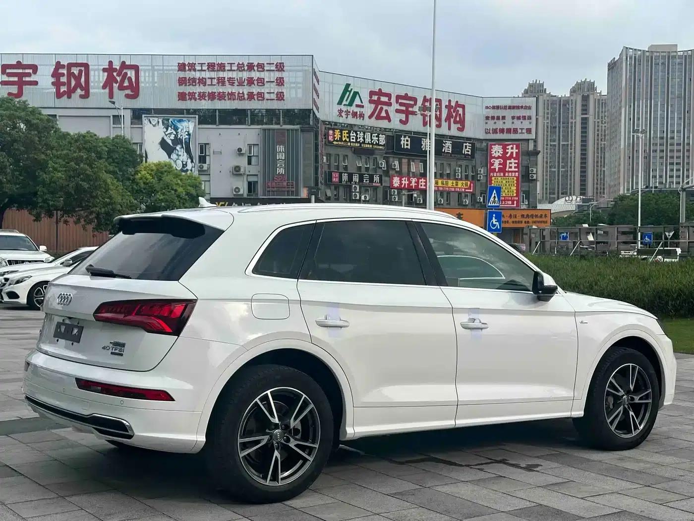 Audi Q5L 2018 40 TFSI Luxury Fashion Edition (National V Emission Standard) — миниатюра 4