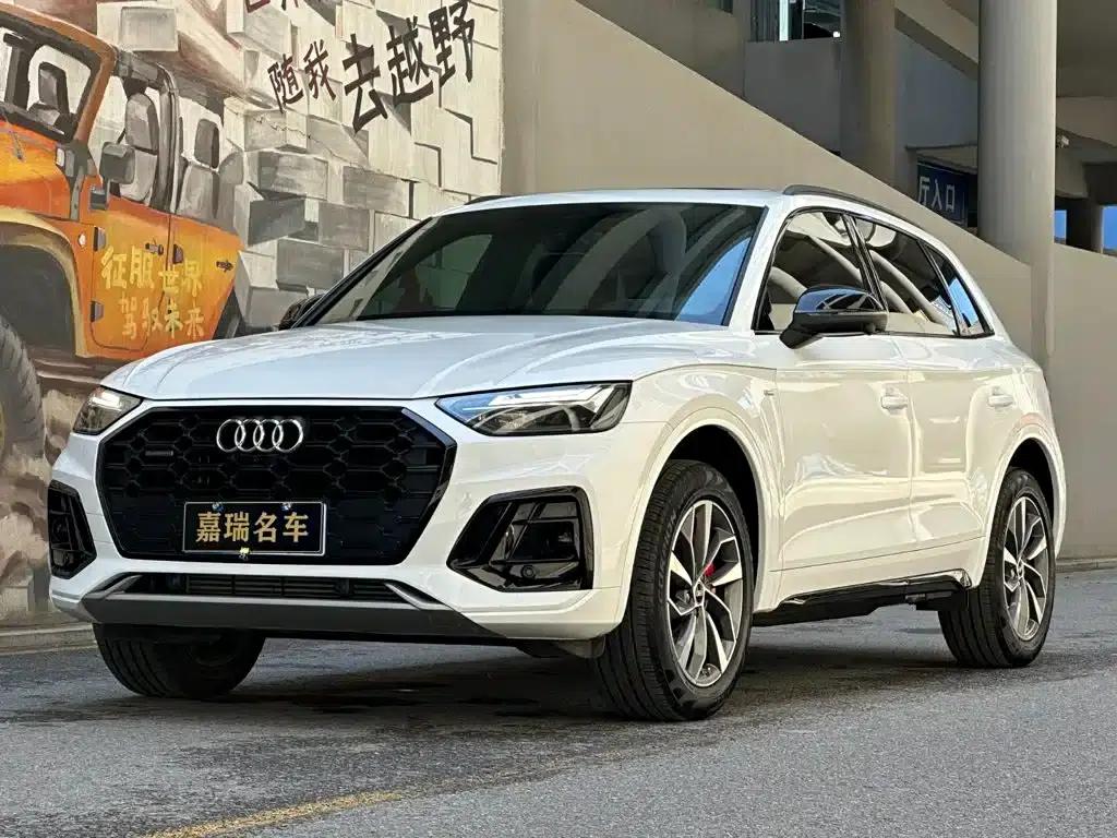 Audi Q5L 2025 45th Anniversary Edition 40 TFSI Luxury Dynamic — миниатюра 1