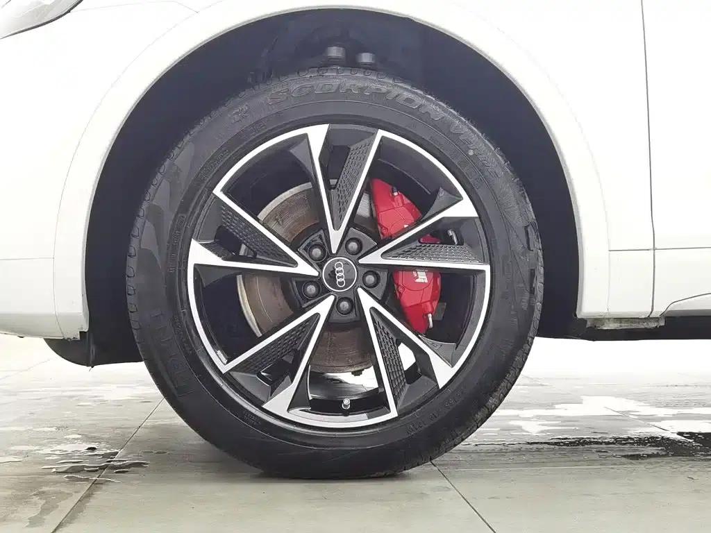 Audi Q5L 2024 40 TFSI Fashion Dynamic Edition — миниатюра 17