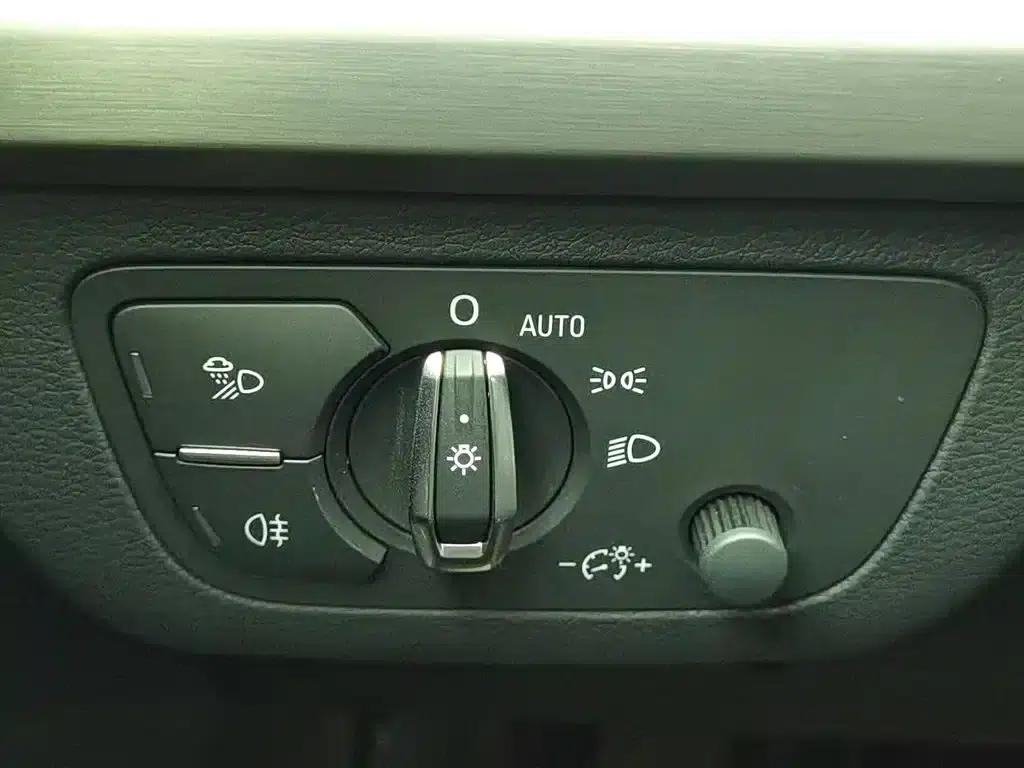 Audi Q5L 2024 40 TFSI Fashion Dynamic Edition — миниатюра 21