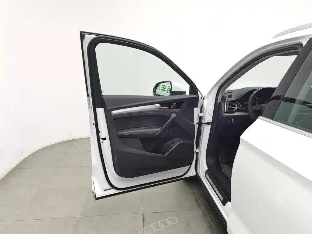Audi Q5L 2024 40 TFSI Fashion Dynamic Edition — миниатюра 8