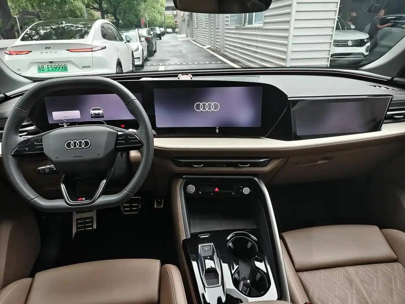 Audi Q5L 2026 2.0T Exclusive Edition for Million Users — миниатюра 12