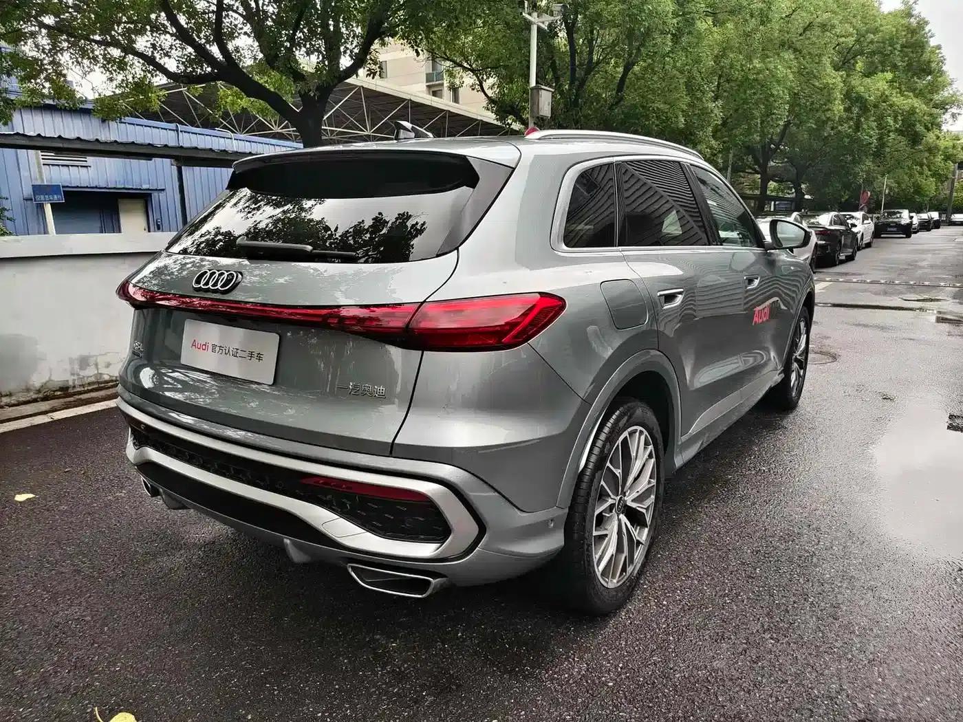 Audi Q5L 2026 2.0T Exclusive Edition for Million Users — миниатюра 5