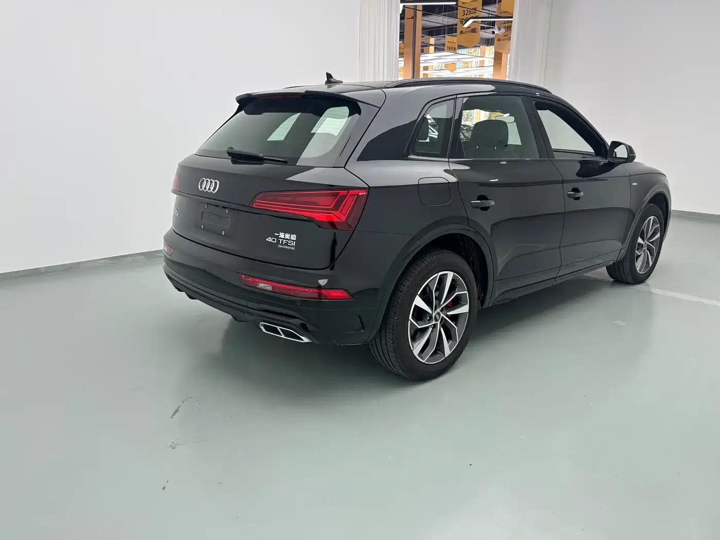 Audi Q5L 2025 40 TFSI Luxury Dynamic — миниатюра 4