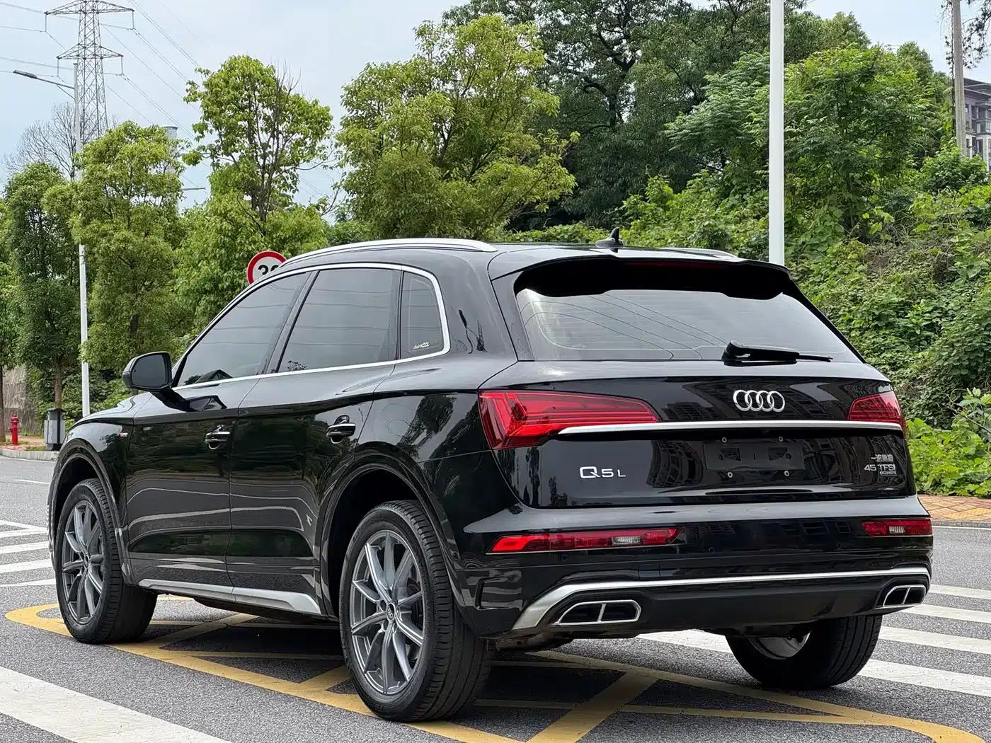 Audi Q5L 2023 45T Luxury Dynamic — миниатюра 4