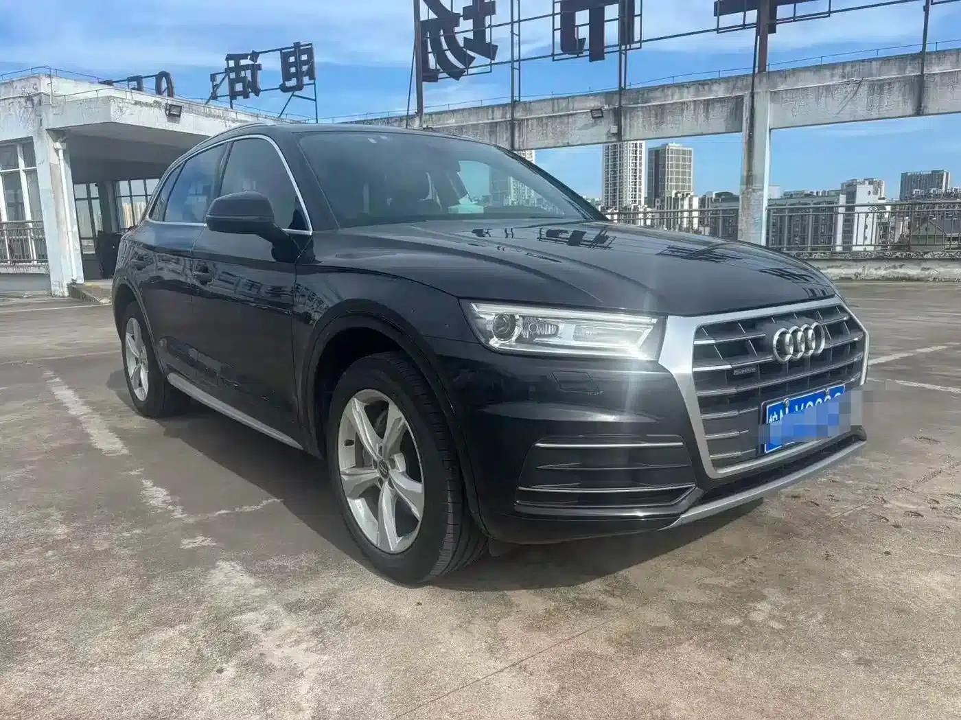Audi Q5L 2020 40 TFSI Luxury Progressive Edition — миниатюра 2