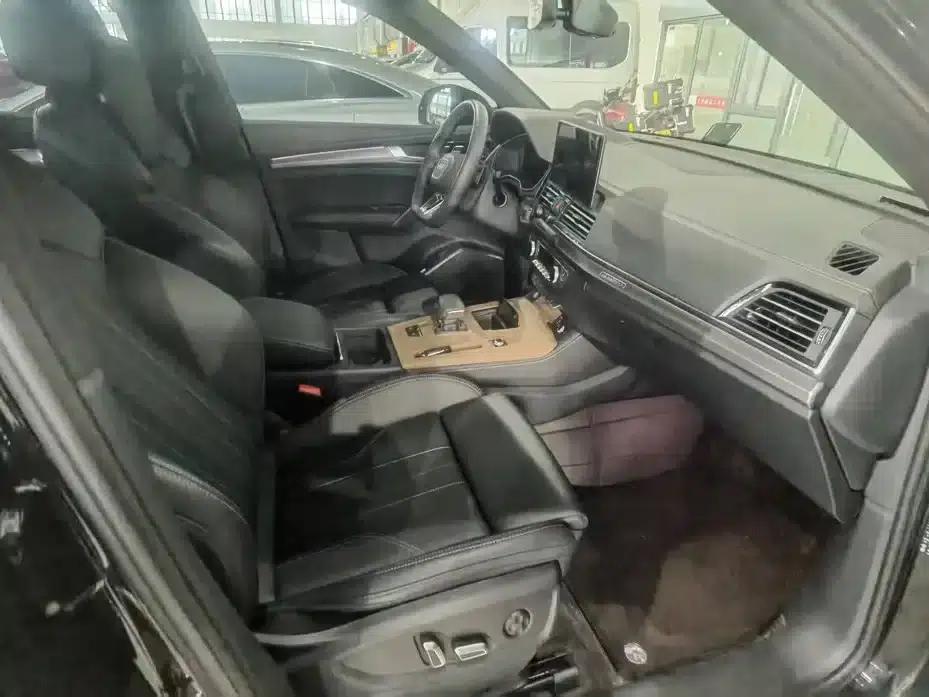 Audi Q5L 2026 45th Anniversary Edition 40 TFSI Luxury Dynamic — миниатюра 7