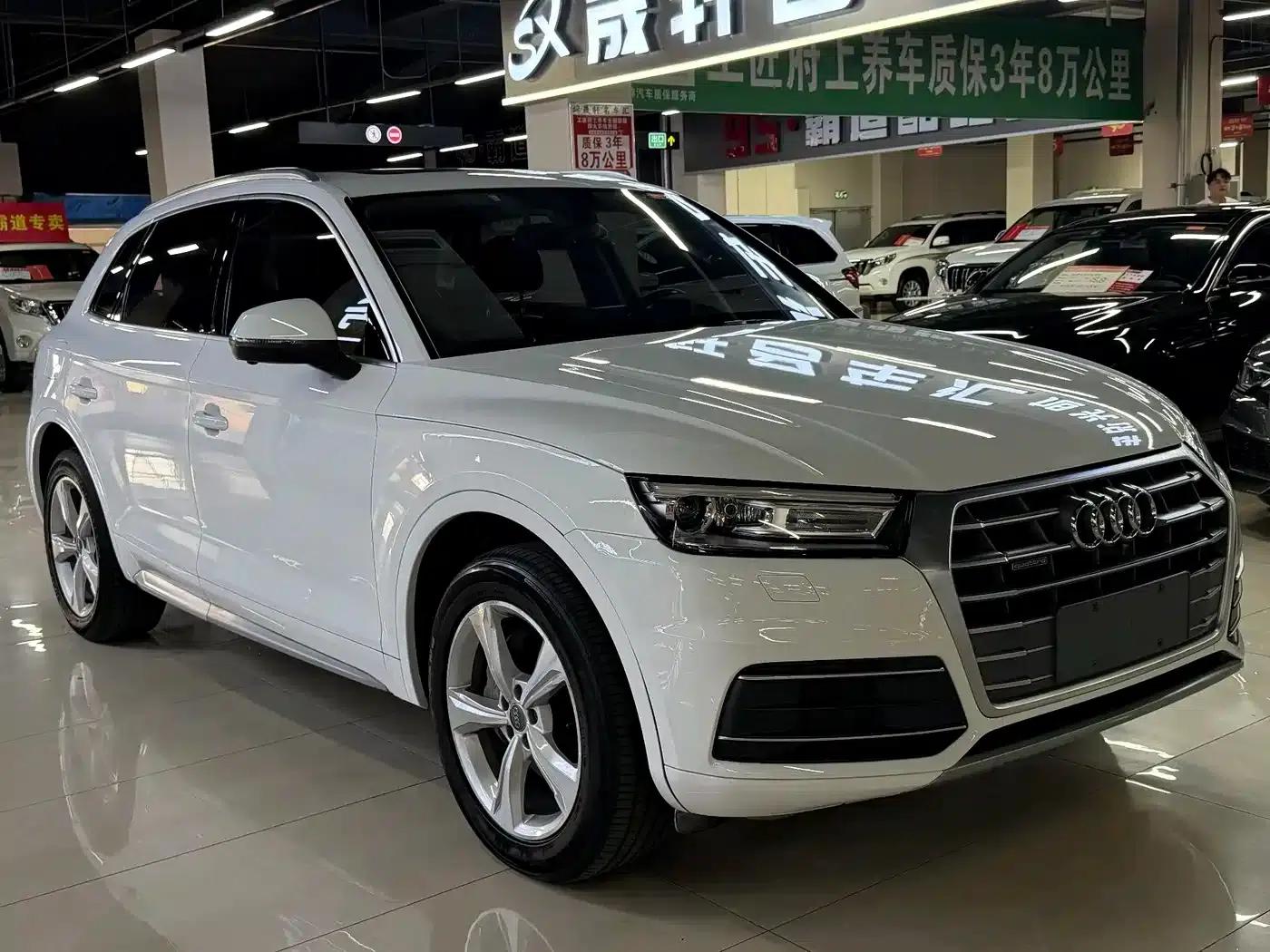 Audi Q5L 2020 40 TFSI Luxury Progressive Edition — миниатюра 3