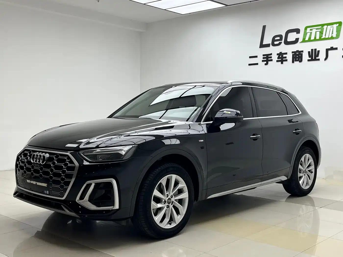 Audi Q5L 2022 40T Luxury Dynamic — миниатюра 2