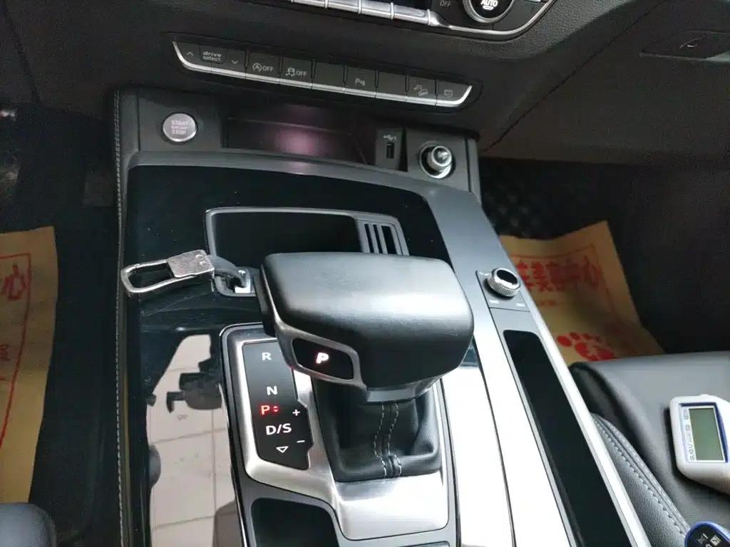 Audi Q5L 2022 40T Fashion Dynamic Edition — миниатюра 10