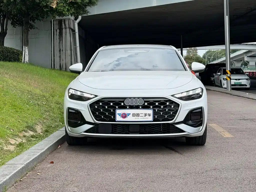 Audi A5L 2026 2.0T Qiankun Smart Driving Edition — миниатюра 2