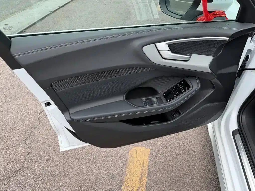 Audi A5L 2026 2.0T Qiankun Smart Driving Edition — миниатюра 6