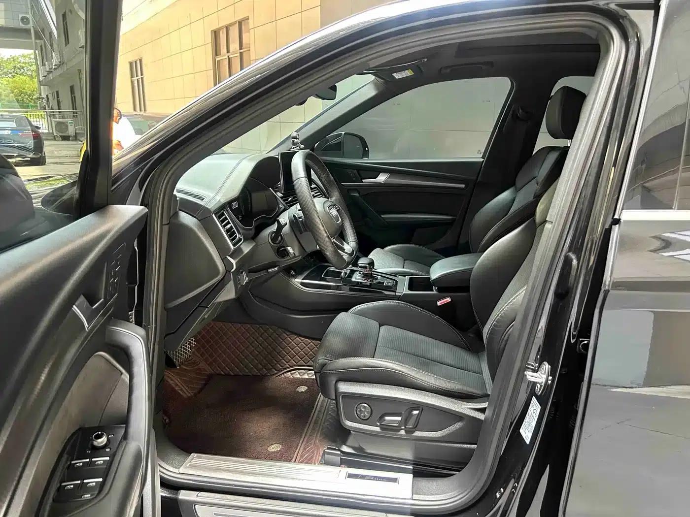 Audi Q5L Sportback 2022 40 TFSI Luxury — миниатюра 11