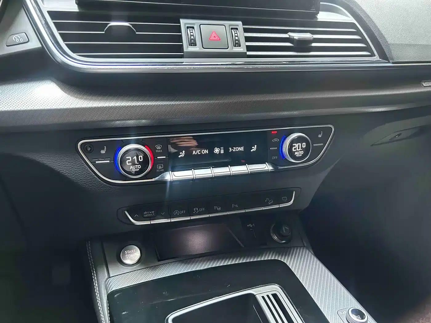 Audi Q5L Sportback 2022 40 TFSI Luxury — миниатюра 17