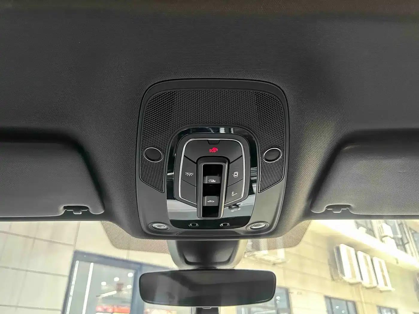 Audi Q5L Sportback 2022 40 TFSI Luxury — миниатюра 8