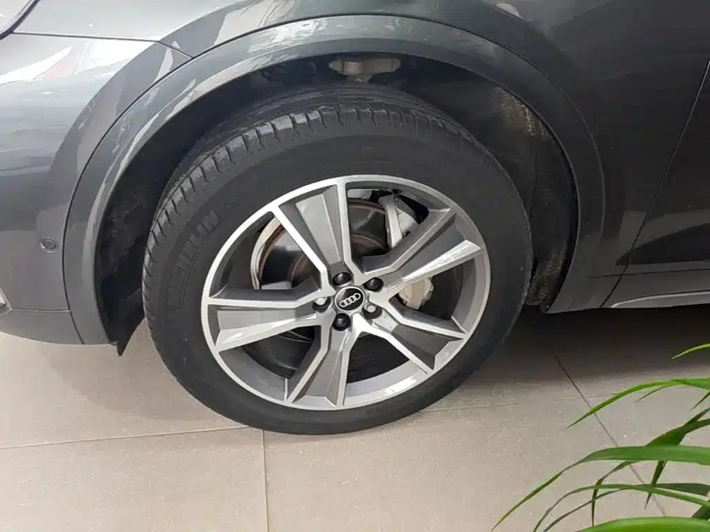 Audi Q5L Sportback 2022 40 TFSI Luxury — миниатюра 23