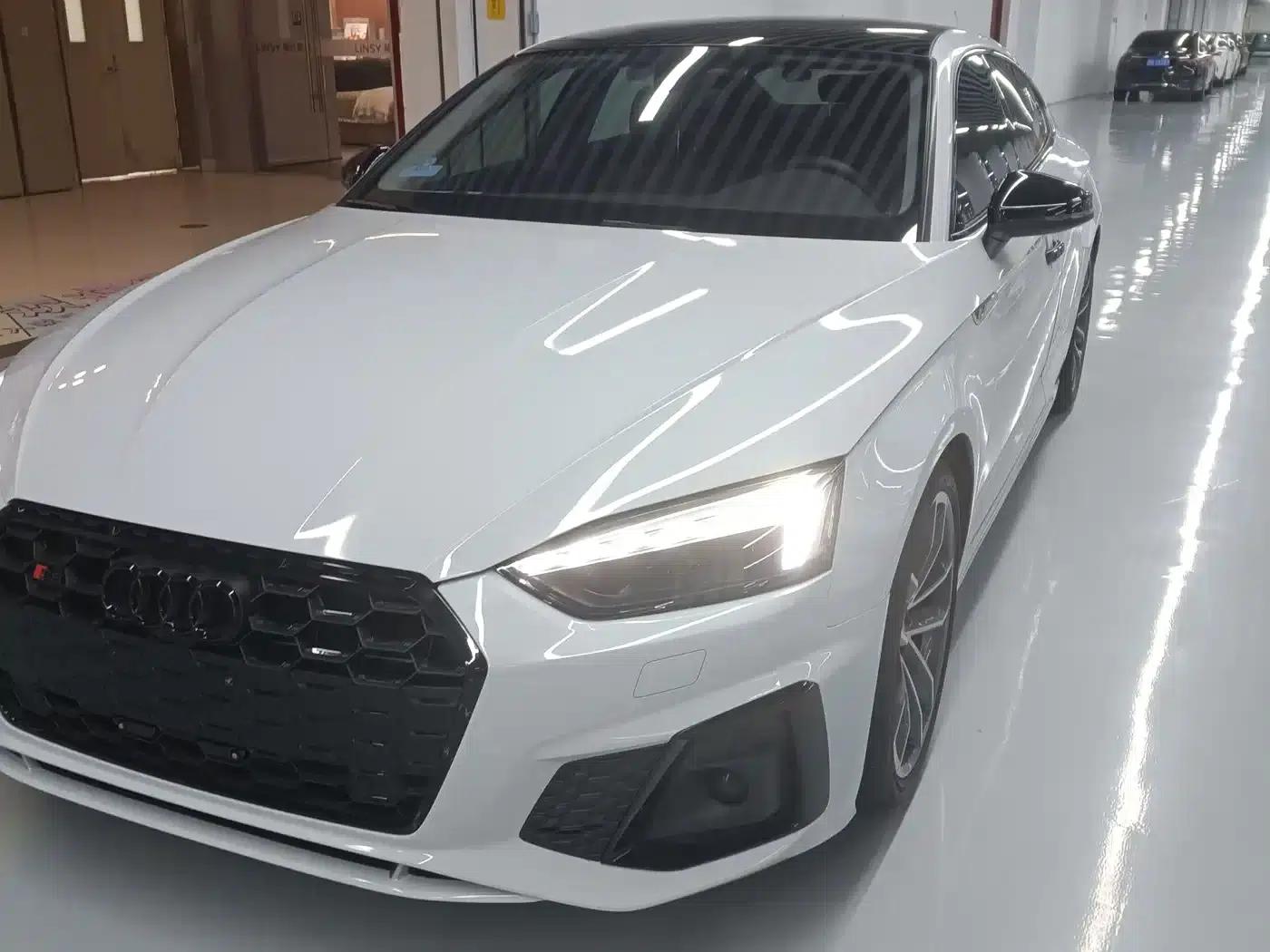2023 Audi A5 Sportback 40 TFSI quattro Luxury Dynamic (Imported) — миниатюра 1