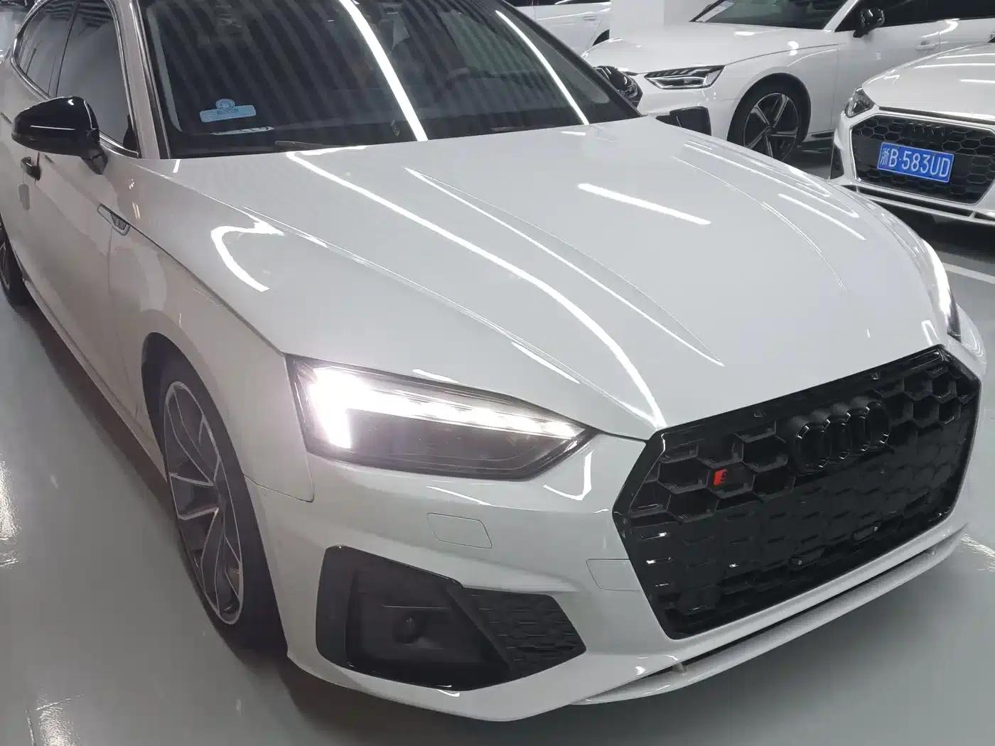 2023 Audi A5 Sportback 40 TFSI quattro Luxury Dynamic (Imported) — миниатюра 3