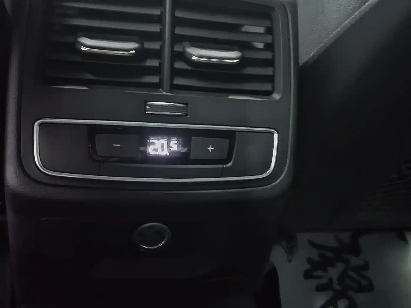 2023 Audi A5 Sportback 40 TFSI quattro Luxury Dynamic (Imported) — миниатюра 10