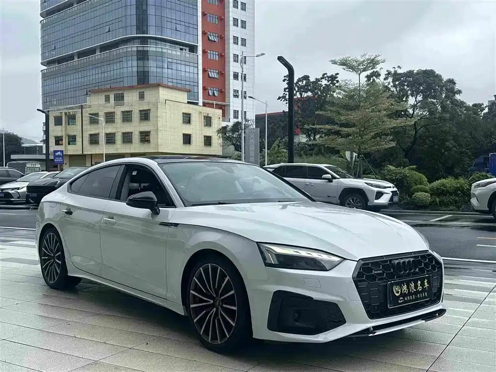2021 Audi A5 Sportback 40 TFSI quattro Luxury Dynamic (Imported) — миниатюра 3