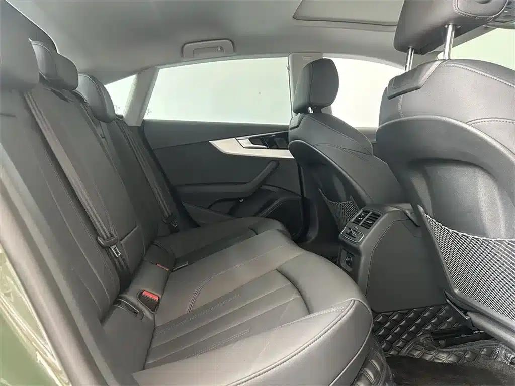 2023 Audi A5 Sportback 40 TFSI (Imported) - Fashionable and Dynamic Model — миниатюра 7