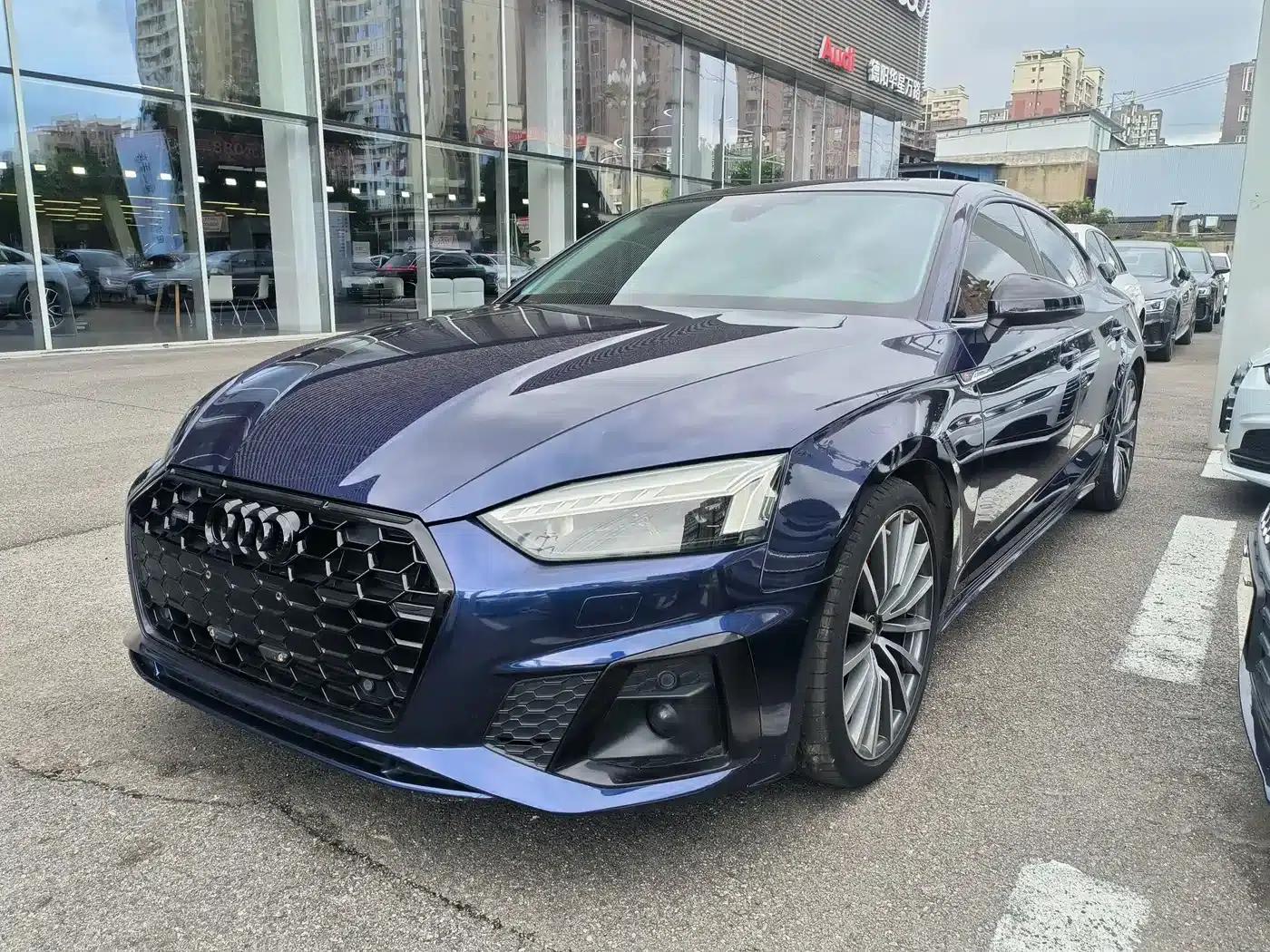 2022 Audi A5 Sportback 40 TFSI quattro Luxury Dynamic (Imported) — миниатюра 1