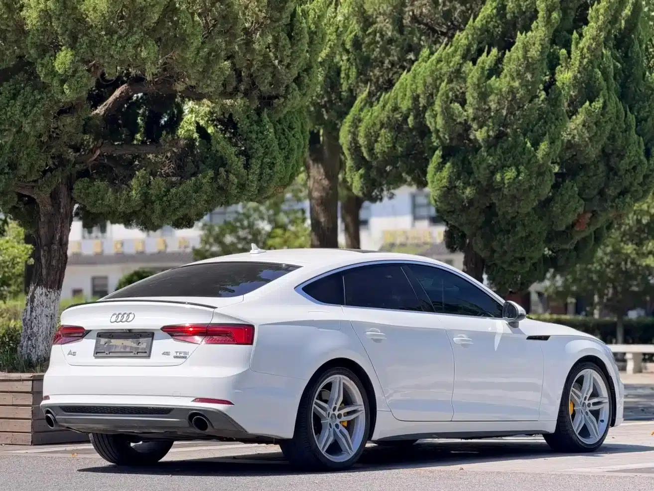 2017 Audi A5 Sportback 45 TFSI quattro (Imported) — миниатюра 12