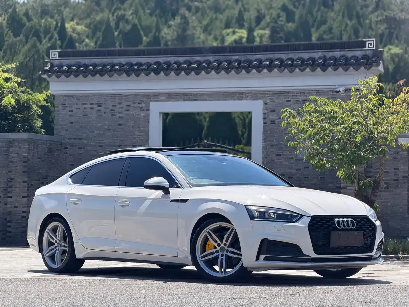 2017 Audi A5 Sportback 45 TFSI quattro (Imported) — миниатюра 3