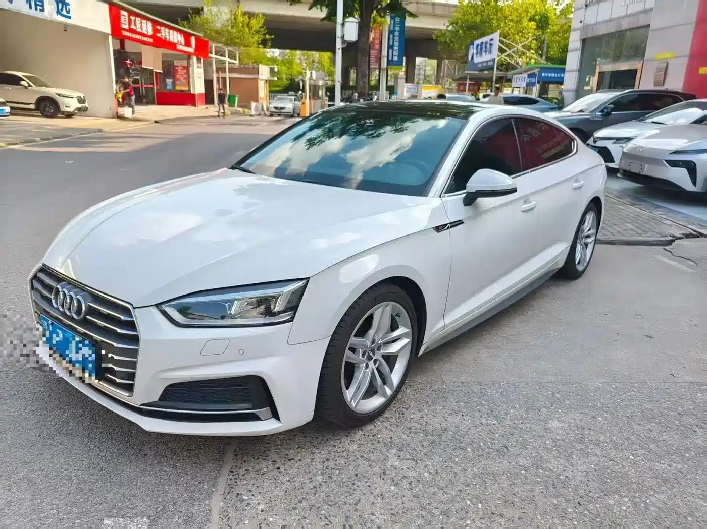 2017 Audi A5 Sportback 45 TFSI Fashion Edition (Imported) — миниатюра 1
