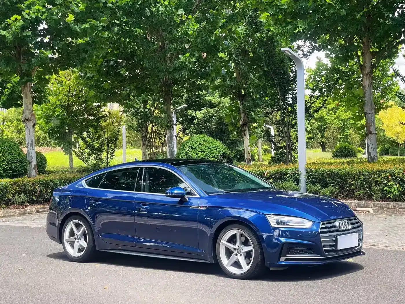 2017 Audi A5 Imported Coupe 40 TFSI Fashion Edition — миниатюра 3