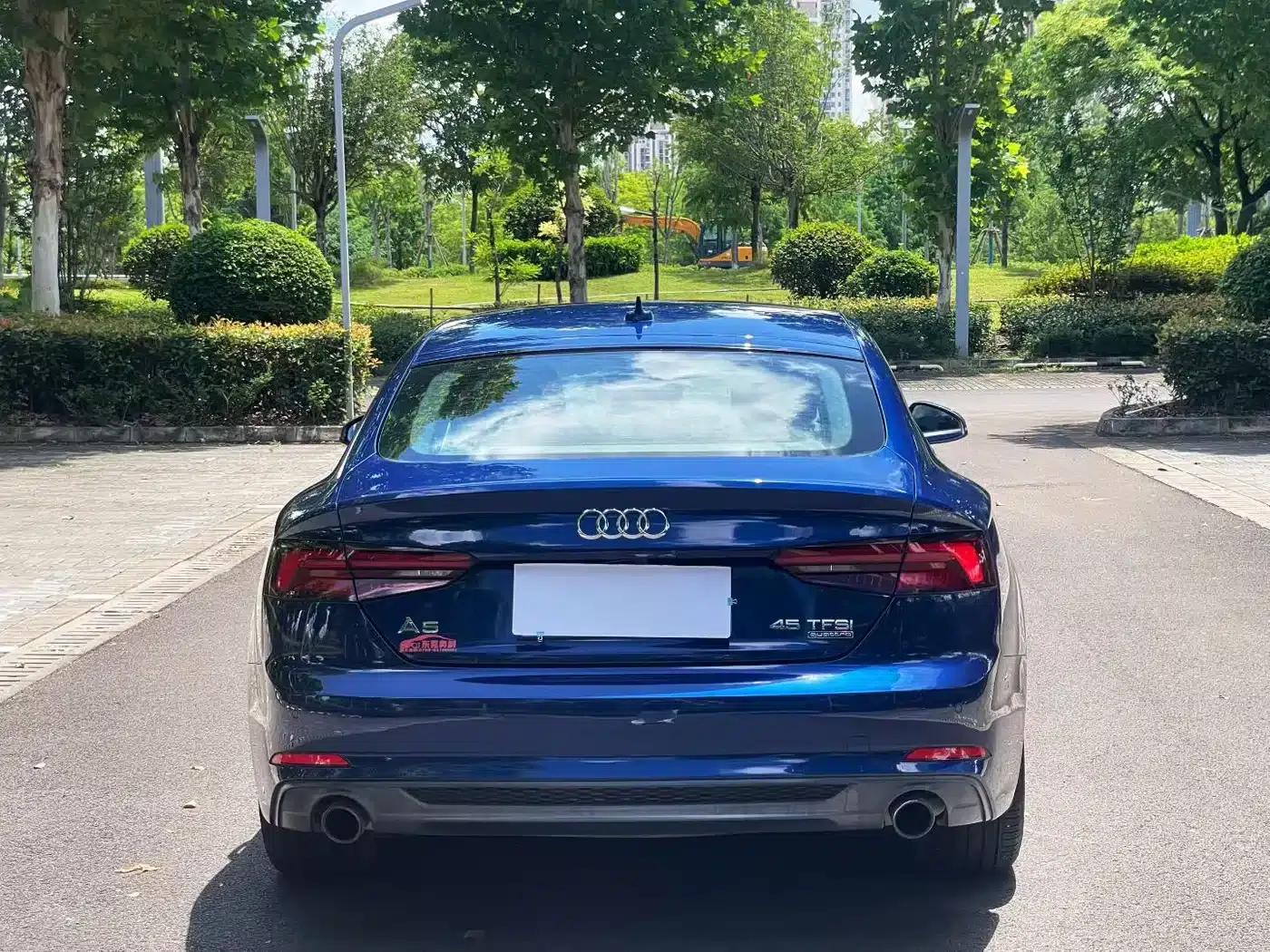 2017 Audi A5 Imported Coupe 40 TFSI Fashion Edition — миниатюра 8