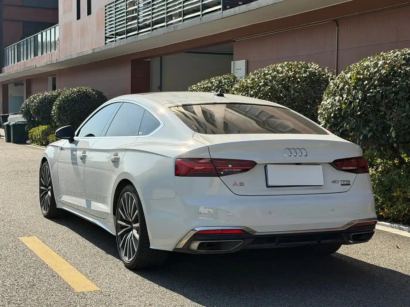 Audi A5 (Imported) 2023 Sportback 40 TFSI quattro Luxury Dynamic — миниатюра 13