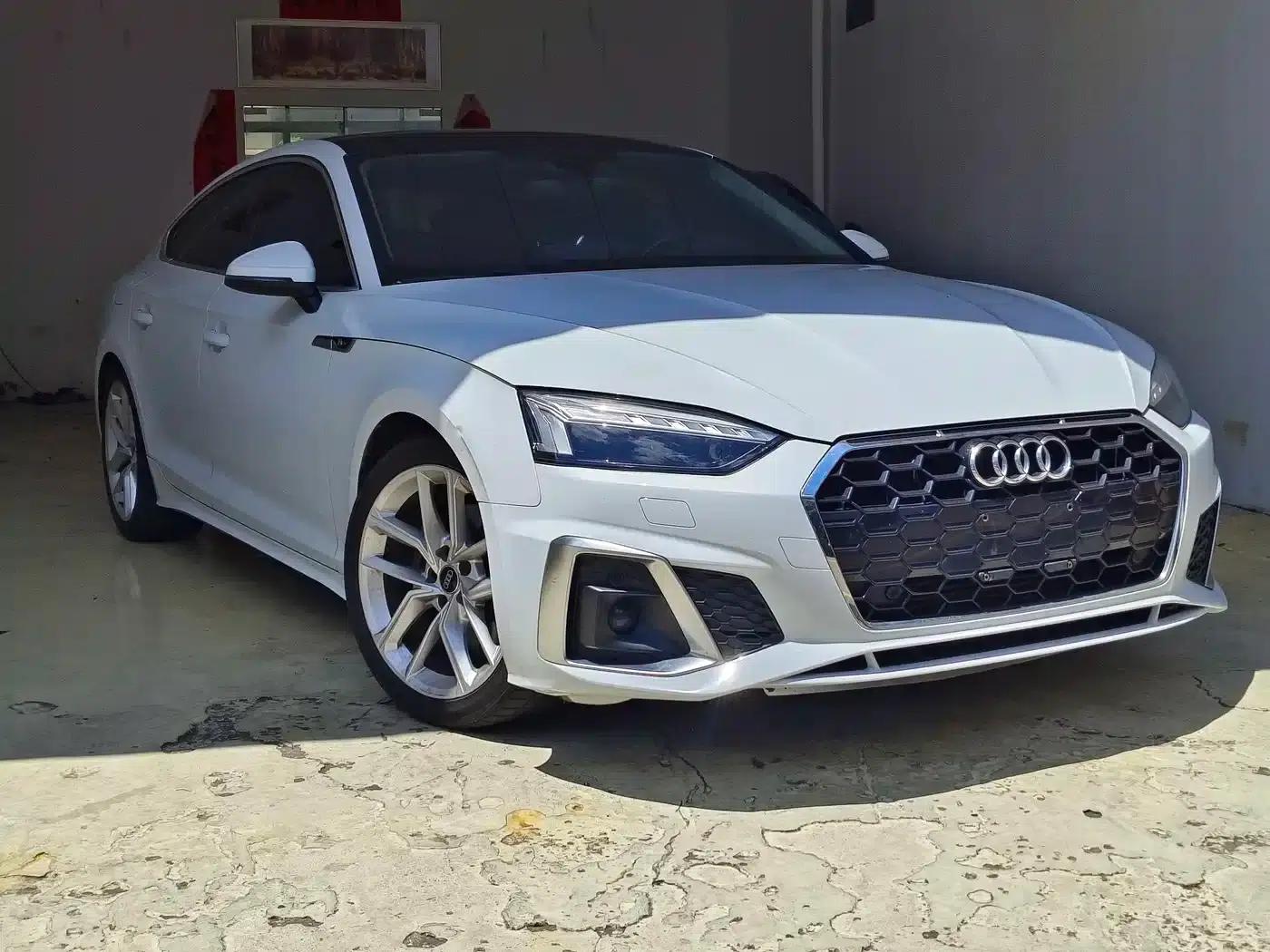 2023 Audi A5 Sportback 40 TFSI (Imported) - Fashionable and Dynamic Model — миниатюра 3